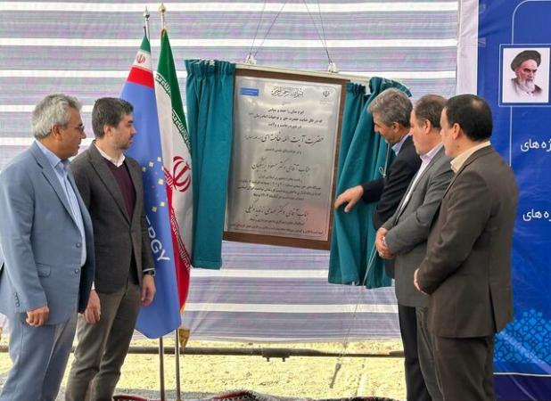 افتتاح و آغاز عملیات اجرایی پروژه‌های بزرگ توزیع برق در استان مرکزی