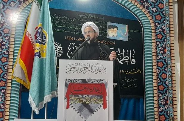 دستجردی:حضرت فاطمه (س) اسوه زنان عالم است