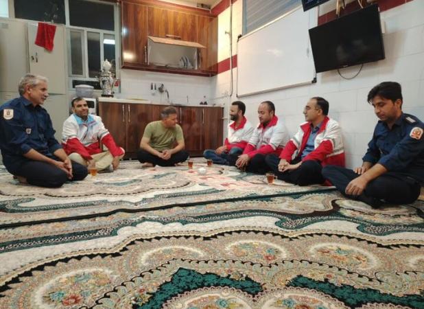 اجرای طرح یلدانه توسط جمعیت هلال احمر شهرستان بهاباد