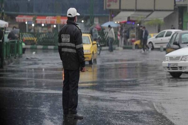 لغزندگی سطح جاده در محور بجنورد به شیروان حادثه‌ساز شد