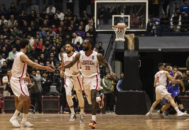 شهرداری گرگان صدر جدول را از استقلال گرفت