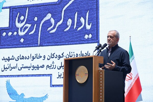 هیچ انسان آزادهای وطن خود را نمیفروشد