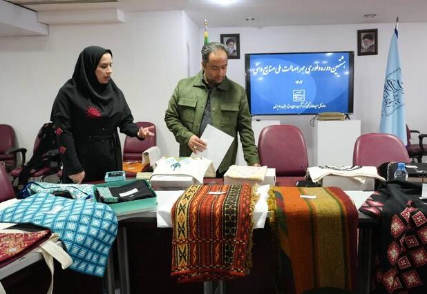 مدیرکل میراث فرهنگی استان: سیستان و بلوچستان موفق به اخذ ۲۳۰ مُهر اصالت ملی صنایع دستی شده است