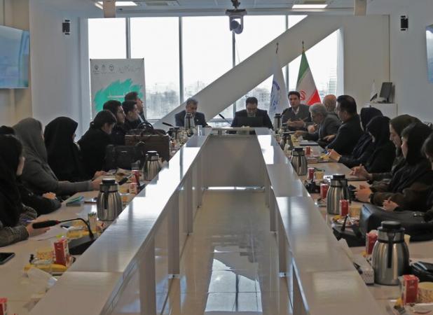 پنل تخصصی تجاری‌سازی ایده‌های نوین کشاورزی در کرمانشاه برگزار شد