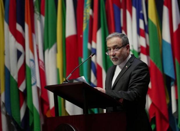 عراقچی: گفت‌وگو امری بدیهی و مهم برای جلوگیری از اشتباه‌ محاسباتی است