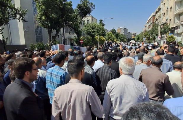 تشییع قاضی شهید احسان باقری در شیراز