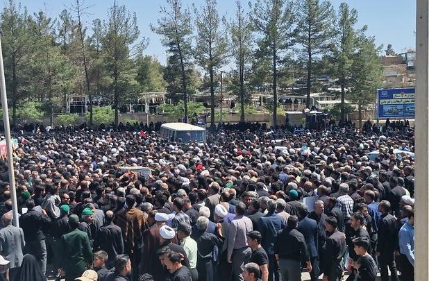 اقامه نماز بر پیکر دو شهید اقتدار ایران در بیرجند