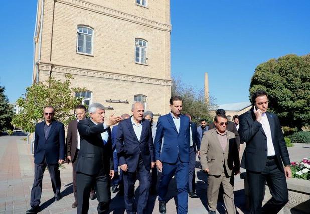 بازدید معاون وزیر علوم از دانشگاه هنر اسلامی تبریز