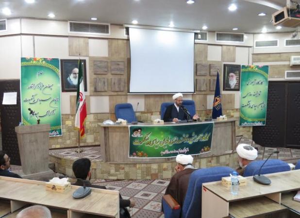 اتحاد مقدس، مهم‌ترین توصیه رهبر معظم انقلاب برای امت اسلامی است