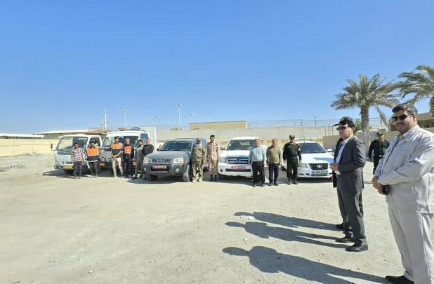 طرح جمع آوری شترهای سرگردان در شهرستان جاسک آغاز شد