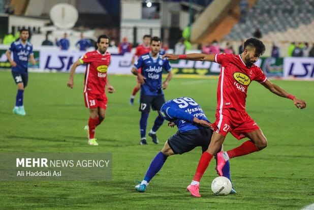 زمان بازی استقلال و پرسپولیس مشخص شد/ روز عجیب برای دربی تهران!