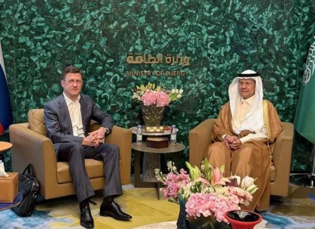 وضعیت بازار نفت، موضوع مذاکرات روسیه و عربستان