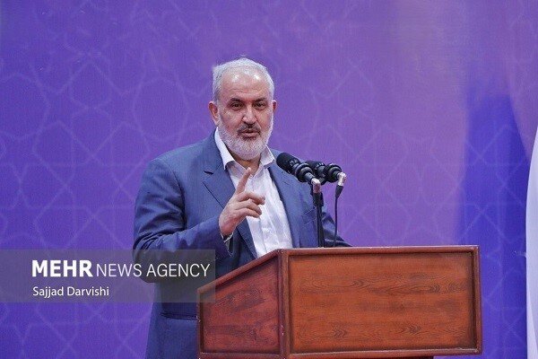 ظرفیت تجدیدپذیرها تا تابستان آینده به ۱۱ هزار مگاوات می‌رسد