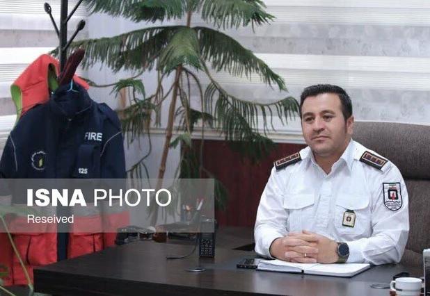 نجات ۳۰ شهروند زنجانی از میان دود و آتش در مجتمع الماس