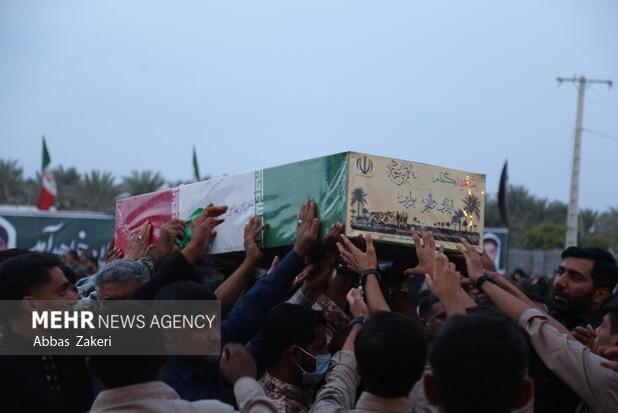 پیکر مطهر شهید گمنام در روستای پالور سیریک تشییع و به خاک سپرده شد