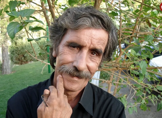 چهره محمود بصیری ۳۰ ساله در اولین فیلم‌هایش پیش از انقلاب