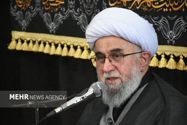 آیت الله رمضانی: انتقال آموزه‌های انقلابی و دینی به نسل جوان ضروری است