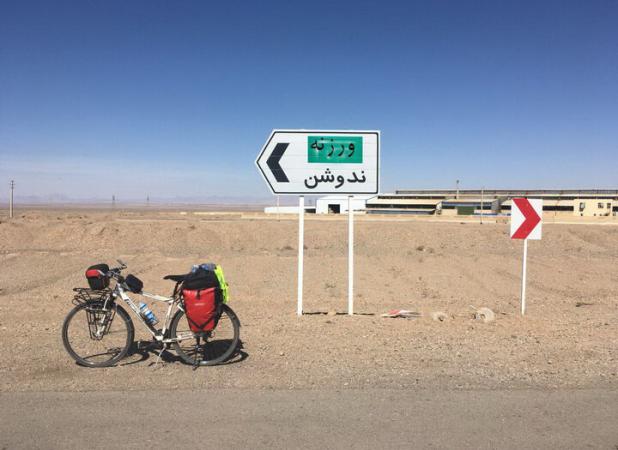 کمبود اعتبار اصلی ترین دلیل معطل ماندن پروژه جاده ورزنه – ندوشن