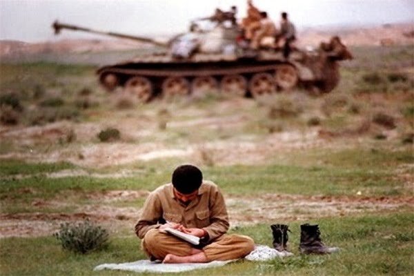 وصیت‌نامه شهدا آیینه تمام‌نمای دینداری؛ درس بیاموزیم
