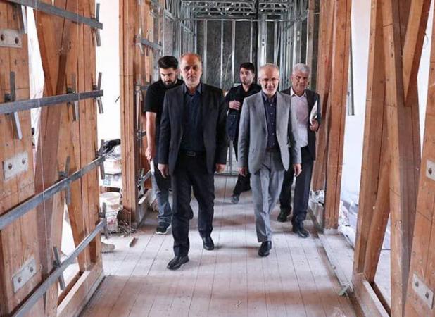بازدید دادستان مرکز گیلان از روند بازسازی و مرمت هتل ایران رشت