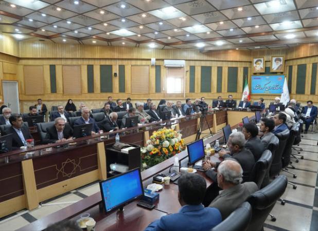 گفت‌وگوی معاون وزیر کشور با بزرگان اقوام کرمانشاه