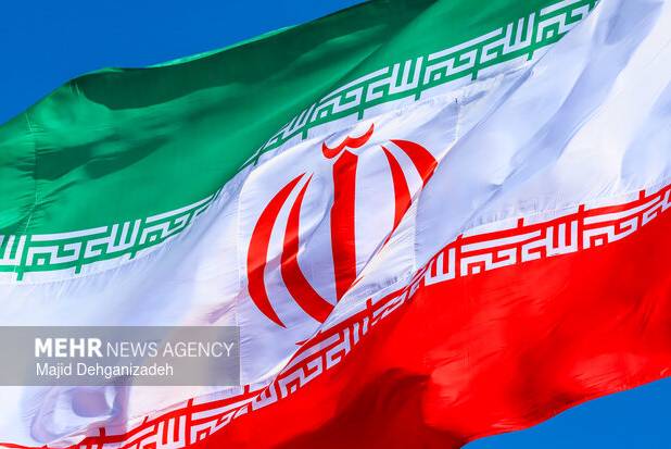 سر هر مستکبری که نگاه چپ به ایران کند را به سنگ خواهیم کوبید