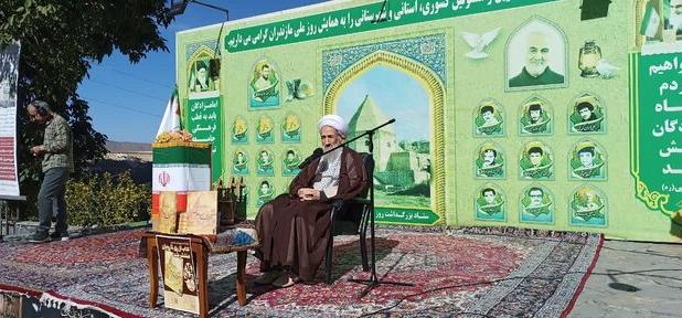 نماینده ولی فقیه در مازندران: ایرانیان با رغبت دین اسلام را پذیرفتند