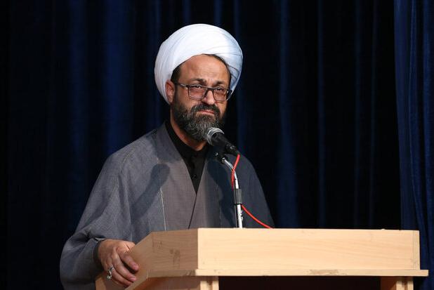 امام جمعه آبگرم: مذاکره در سایه تهدید بن‌بست محض است
