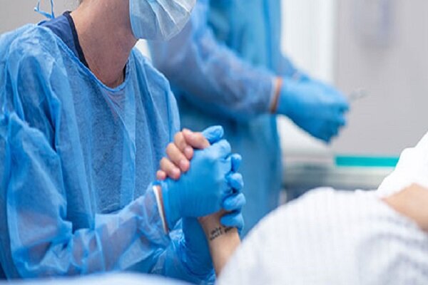 خدمت رسانی ۲۴ ساعته کادر بهداشت و درمان در حوادث اخیر