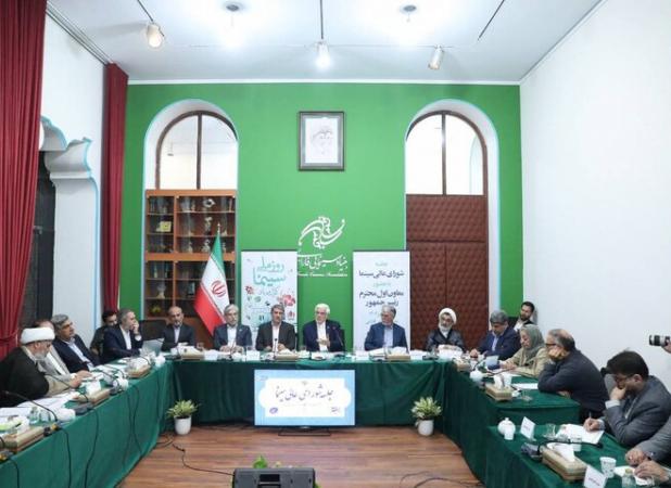 عارف: سینماگران روایتگر اقتدار ملی ایران باشند