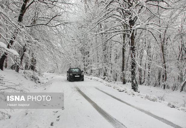 تردد در محورهای کوهستانی زنجان با بستن زنجیرچرخ امکان‌پذیر است