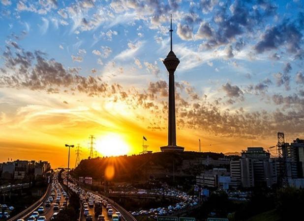 هوای تهران در وضعیت قابل قبول قرار دارد