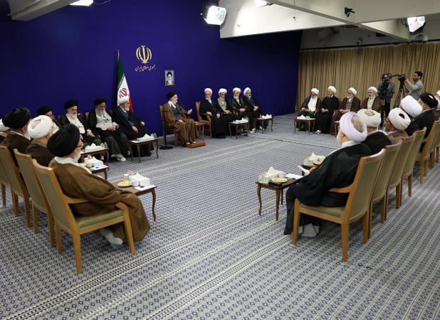 رهبر انقلاب: جمهوری اسلامی، حکومت مدنظر علامه نائینی است