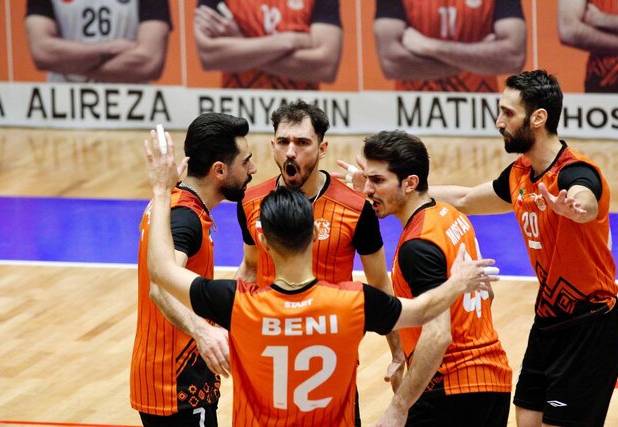 صعود سونگونی‌ها به مرحله یک‌چهارم نهایی لیگ دسته یک والیبال