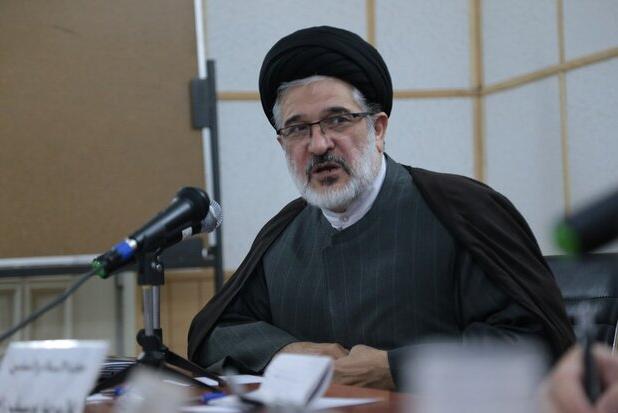 تدوین سیاست‌های تعامل دولت و حوزه‌های علمیه ضروری است