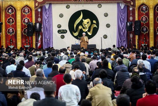 دشمن با هزینه سنگین در پی دور کردن نسل جدید از سیره اهل‌بیت(ع) است