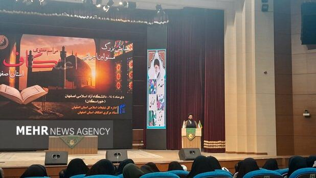 معاون حوزه علمیه اصفهان: ارتباط پس از اعتکاف کلید حفظ اُنس دینی است