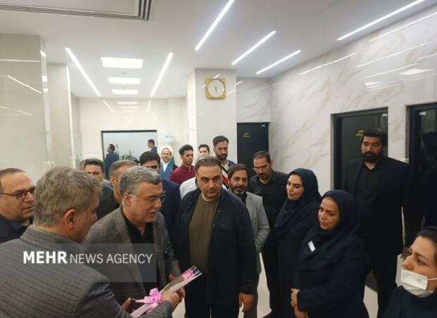 اولویت اصلی ارتقای حقوق و وضعیت نیروی انسانی حوزه سلامت است