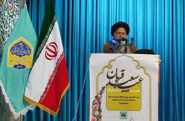مسلمین با الگوبرداری از امام حسین(ع) روحیه ظلم ستیزی را زنده نگه دارند