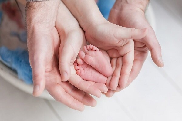 یک انتصاب در کلینیک پایش کودکان متولد شده با روش‌های کمک باروری رویان