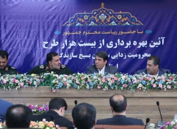 استقبال استاندار کرمان از نیروهای بسیجی برای خدمت به مردم