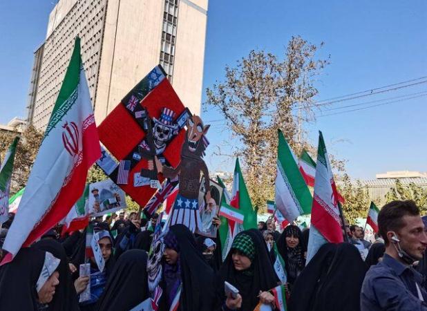 حضور شخصیت‌های سیاسی در راهپیمایی ۱۳ آبان