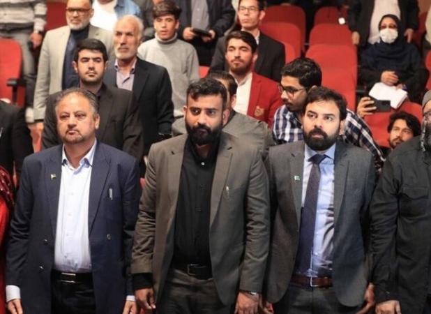 ایران برای اقبال سرزمین رویاست