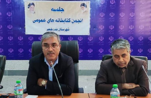فرماندار خمیر: کتاب و کتابخوانی از شاخص‌های اصلی توسعه فرهنگی است