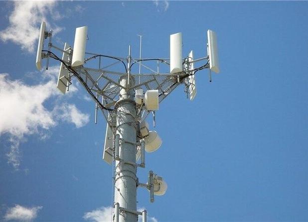 ۴ دکل مخابراتی در شادگان نصب و راه‌اندازی شد