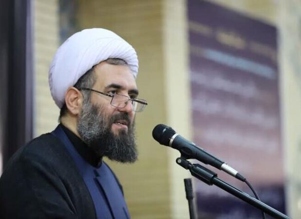 حجاب زهرایی و زینبی، نماد هویت و کرامت زن مسلمان است