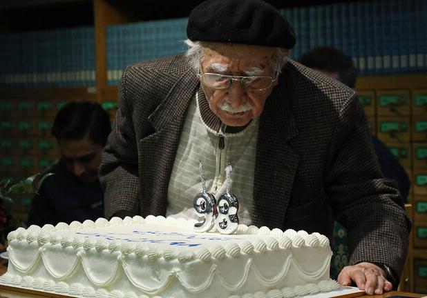 فتح الله مجتبایی استادی ذوالفنون است