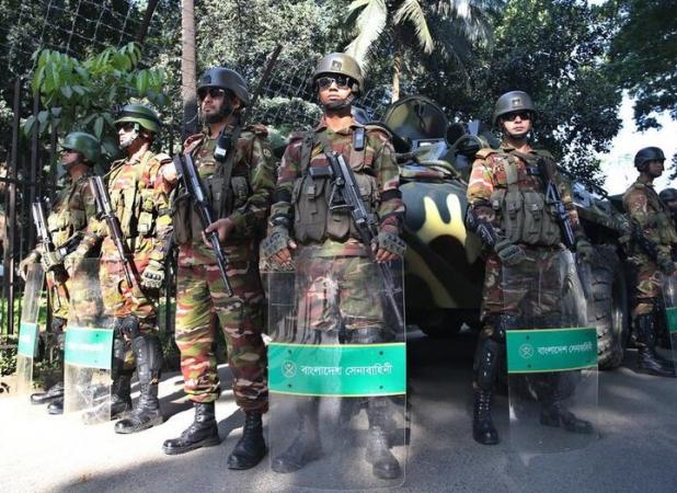 ناآرامی‌ در داکا پس از صدور حکم اعدام شیخ حسینه با حداقل ۵۰ زخمی