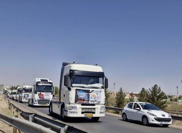 ادای احترام کامیونداران اسدآبادی و بهاری به جانباختگان بندر شهید رجایی
