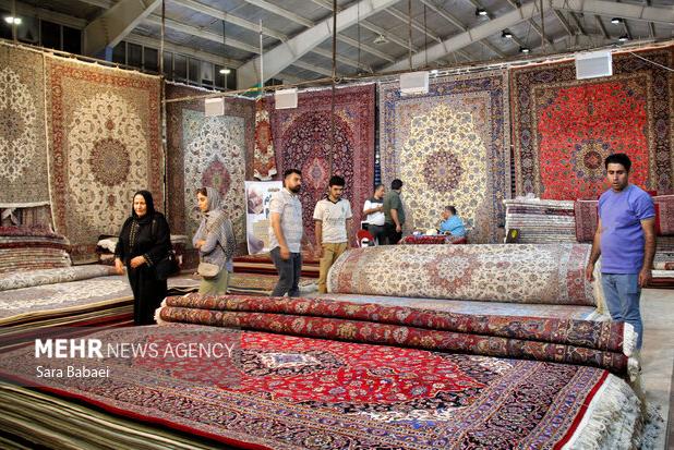هفدهمین نمایشگاه تخصصی فرش در کرمانشاه